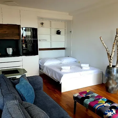 Polonia Apartment